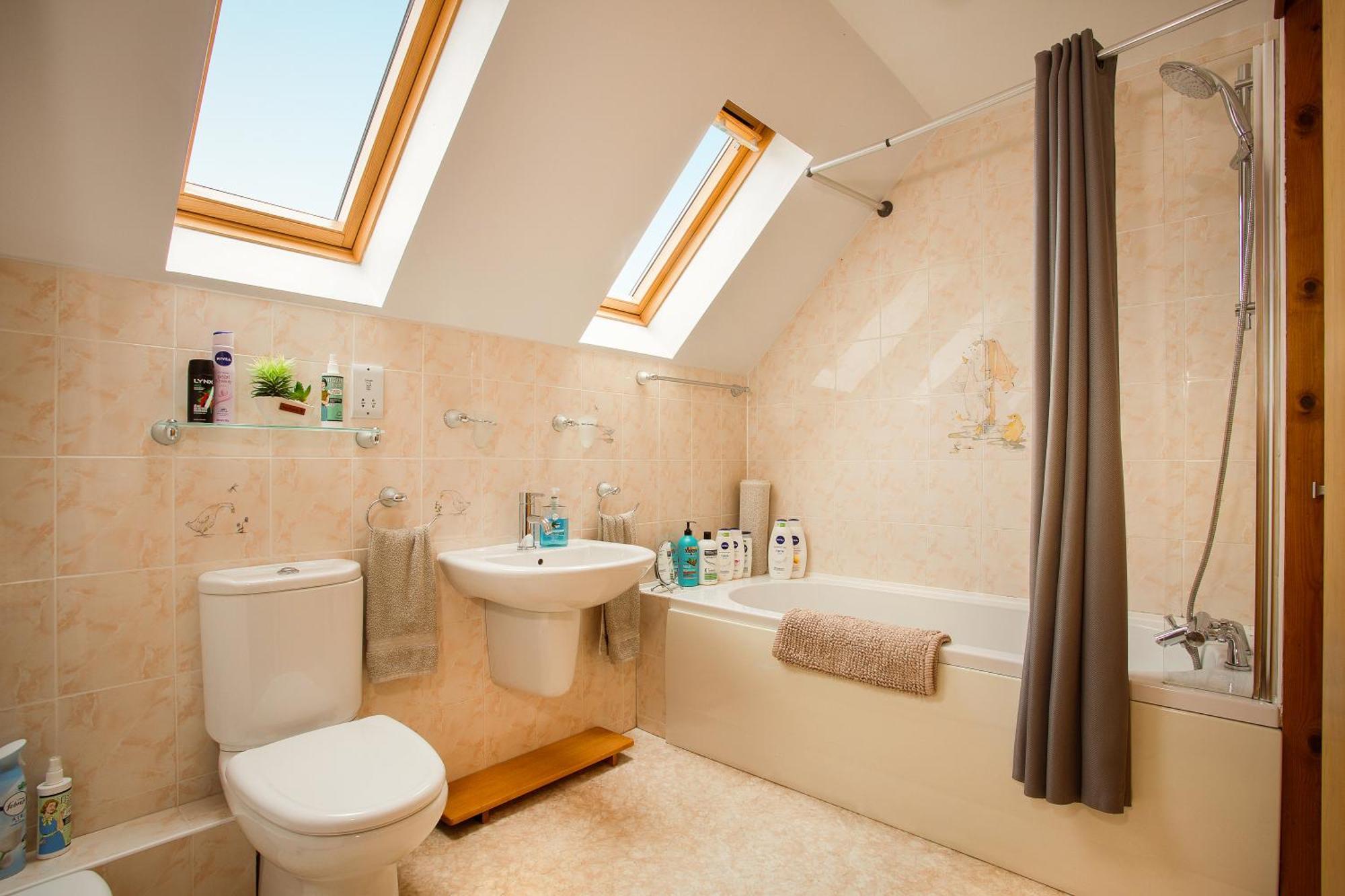 Beechwood Lodge Guesthouse Alness Esterno foto
