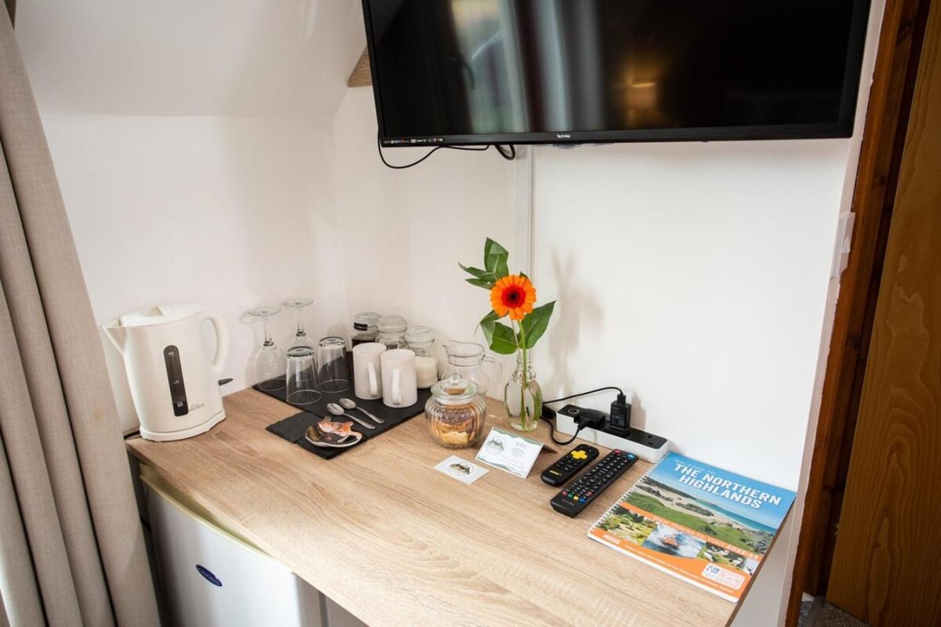 Beechwood Lodge Guesthouse Alness Esterno foto