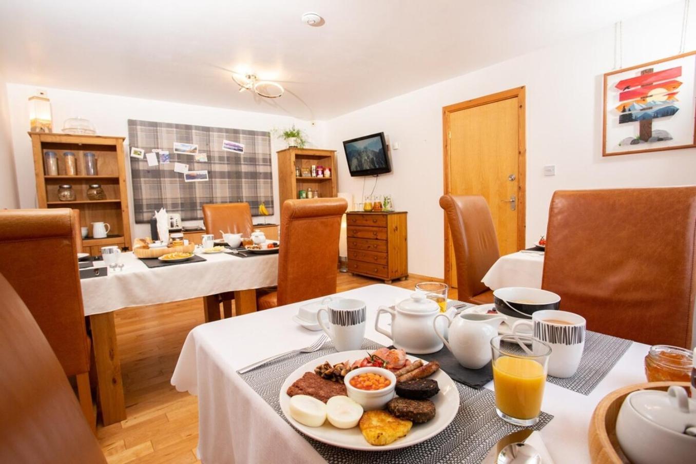 Beechwood Lodge Guesthouse Alness Esterno foto